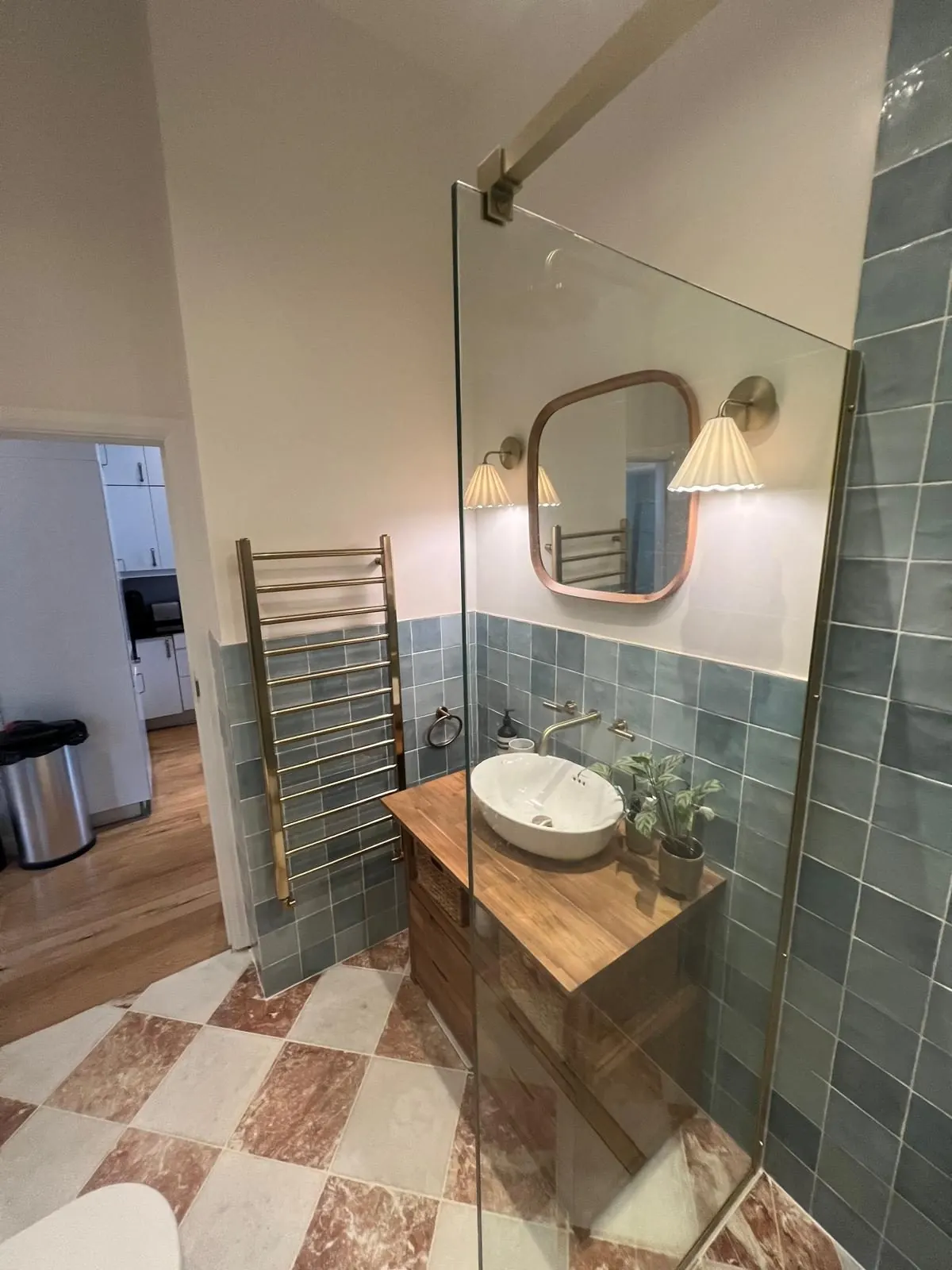 Completed bathroom refurbishment by SFB Interior Refurbishment Ltd