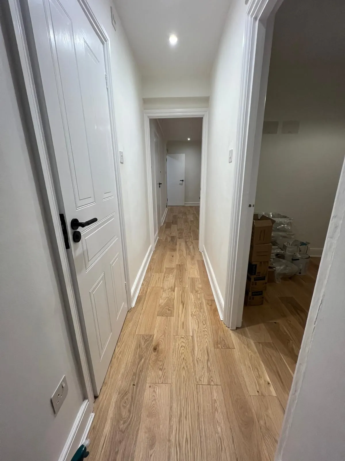 Bath and wall tile finish by SFB Interior Refurbishment Ltd